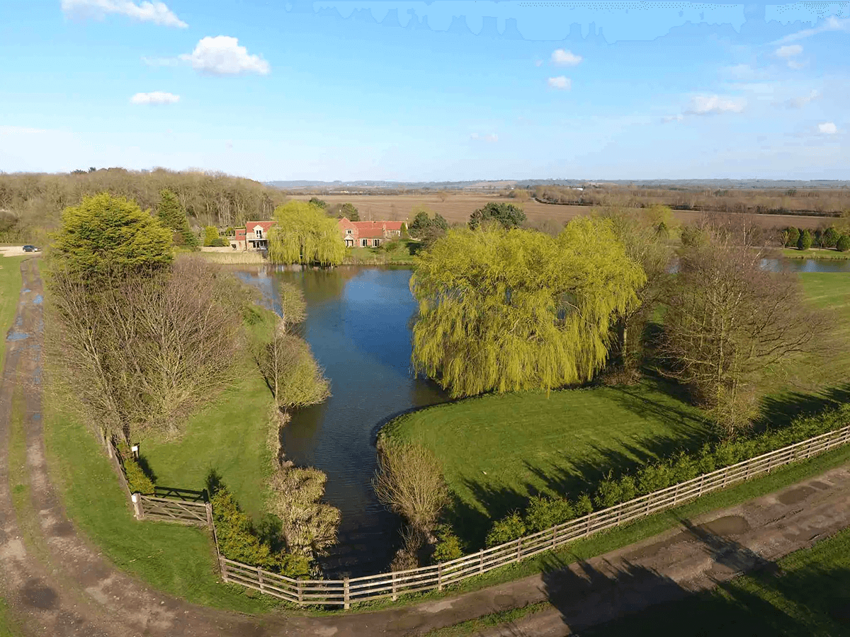 lake-airbnb-23-1200x900px